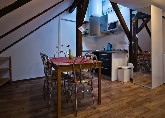 V Podzamci Appartement *