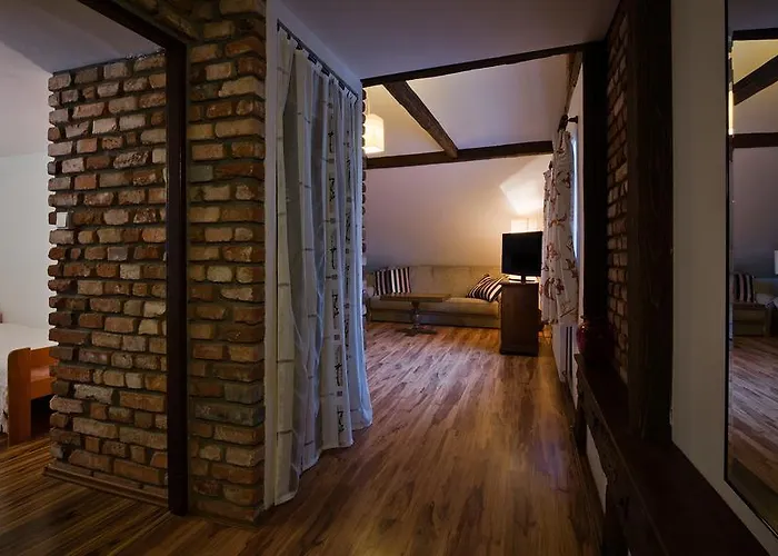 Appartement V Podzamci Mělník